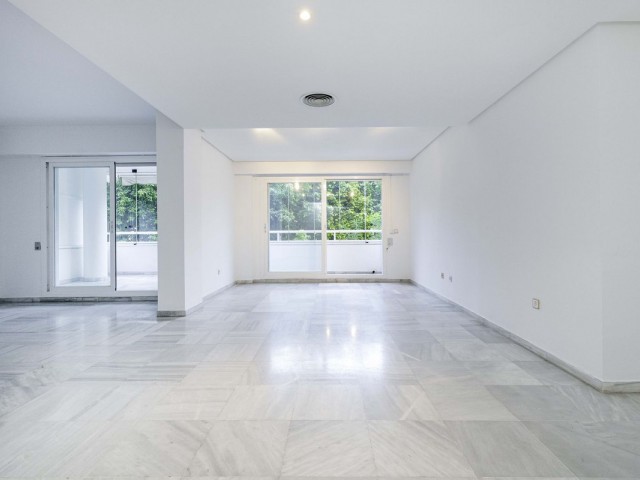 3 Bedrooms Apartment in Marbella