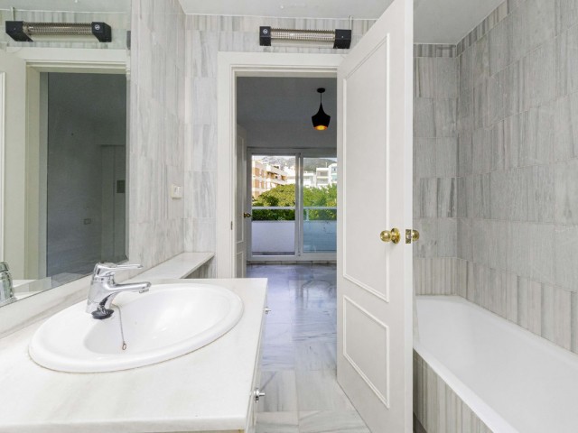 3 Bedrooms Apartment in Marbella