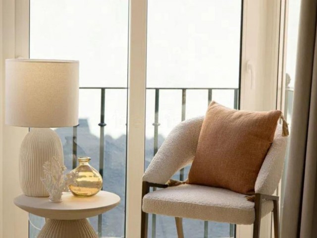 4 Bedrooms Apartment in Nueva Andalucía