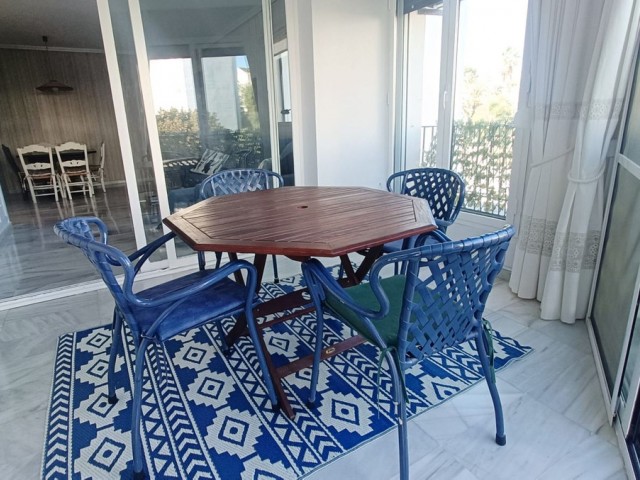 2 Makuuhuoneen Huoneisto Puerto Banús