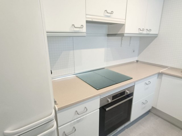 2 Makuuhuoneen Huoneisto Puerto Banús