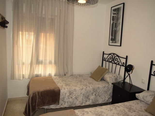 Apartamento con 2 Dormitorios  en Málaga Centro