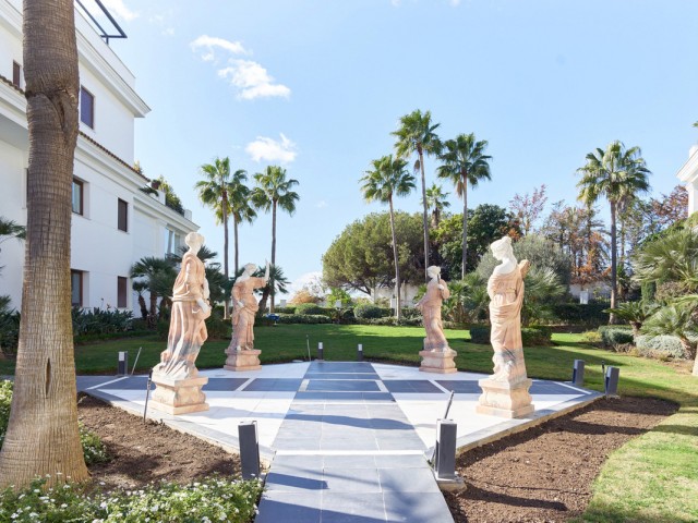 1 Bedrooms Apartment in Estepona