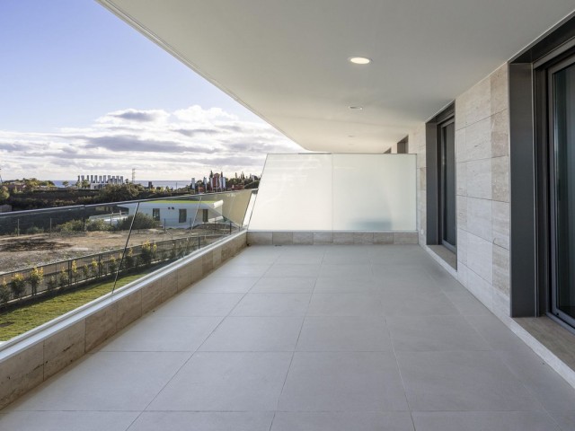 2 Bedrooms Apartment in Estepona