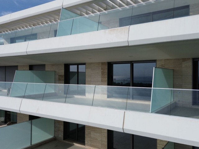 2 Bedrooms Apartment in Estepona