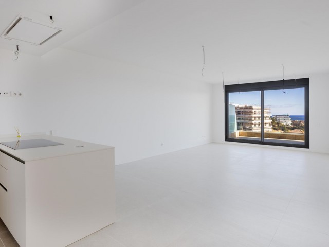 2 Bedrooms Apartment in Estepona