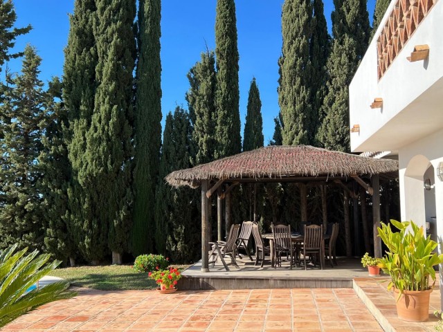 4 Bedrooms Villa in Mijas