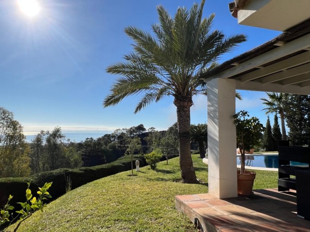 4 Bedrooms Villa in Mijas