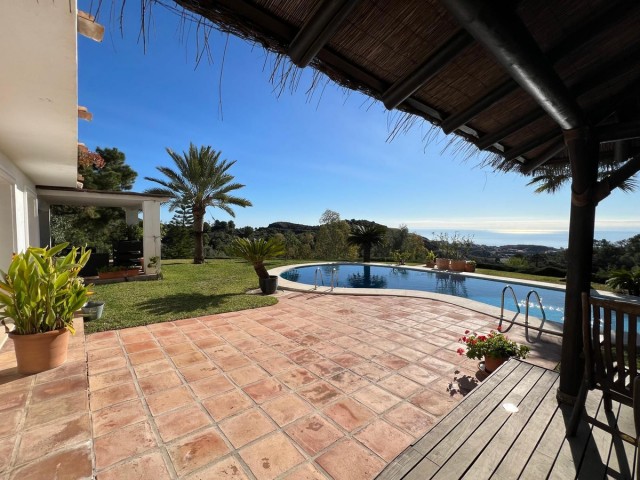 4 Bedrooms Villa in Mijas