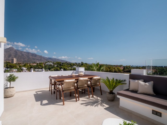 3 Bedrooms Apartment in Nueva Andalucía