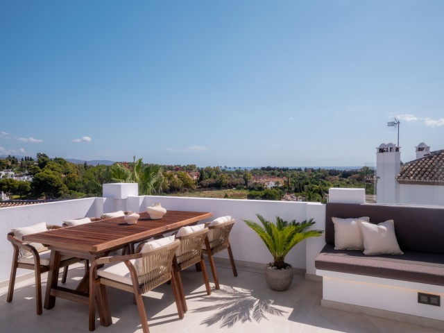 3 Bedrooms Apartment in Nueva Andalucía