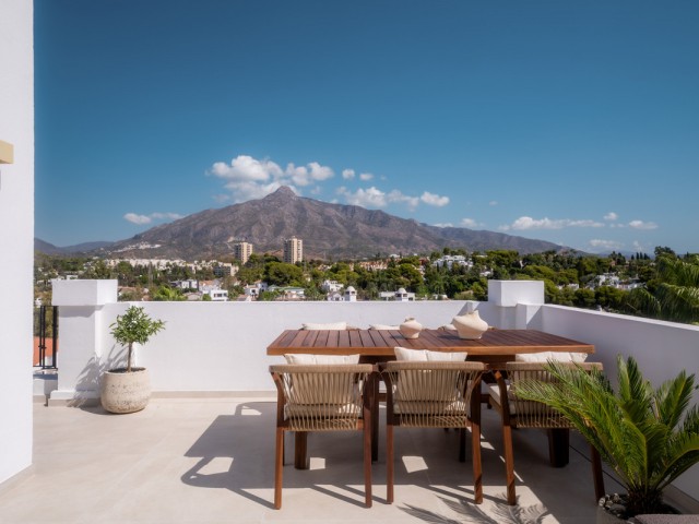 3 Bedrooms Apartment in Nueva Andalucía