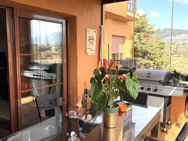 3 Bedrooms Apartment in Benahavís