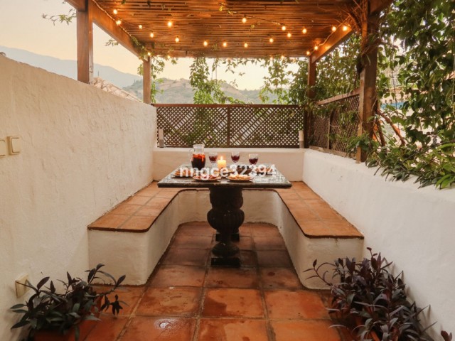 4 Soveroms Rekkehus i Benahavís