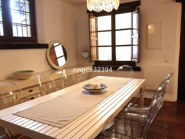 4 Soveroms Rekkehus i Benahavís