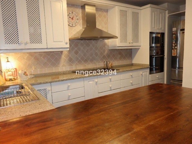 4 Soveroms Rekkehus i Benahavís