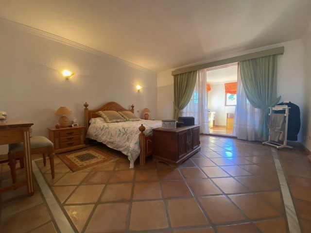 4 Bedrooms Villa in San Luis de Sabinillas