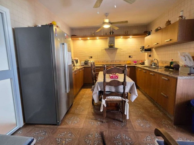 6 Bedrooms Villa in Alhaurín de la Torre