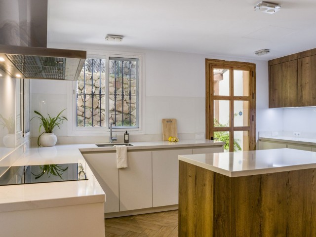 Villa avec 3 Chambres  à El Madroñal