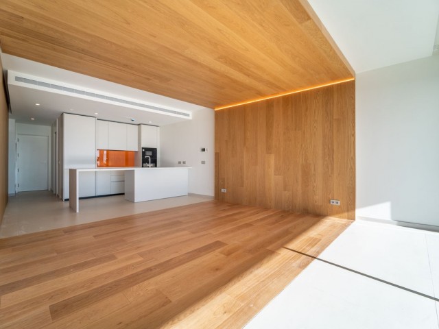 2 Slaapkamer Appartement in Higueron