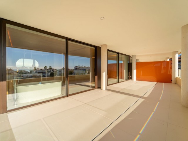 2 Slaapkamer Appartement in Higueron