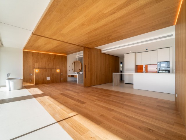 2 Slaapkamer Appartement in Higueron