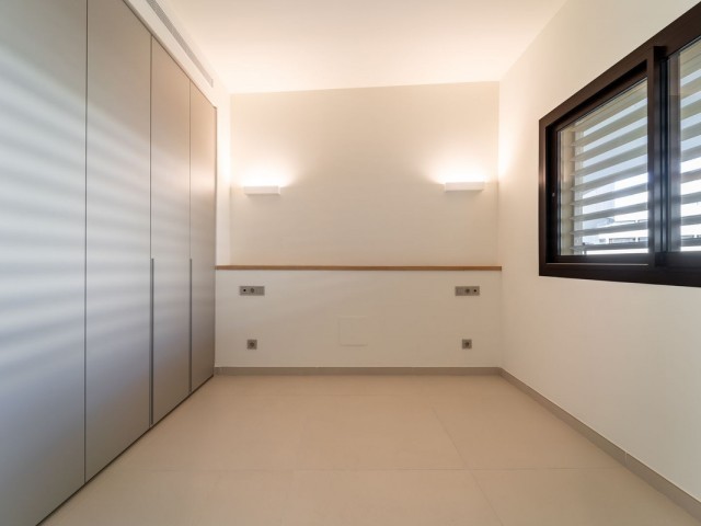 2 Slaapkamer Appartement in Higueron
