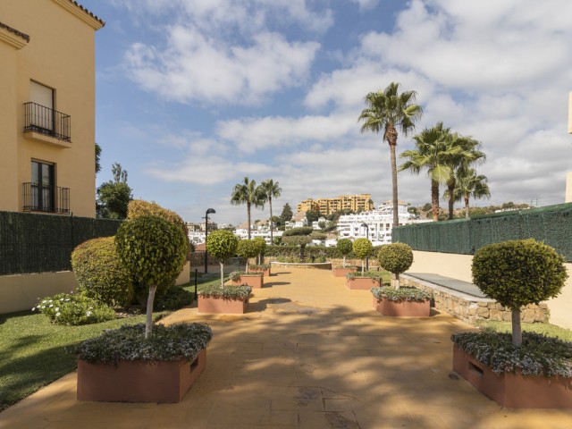 Apartment, Selwo, R5164654