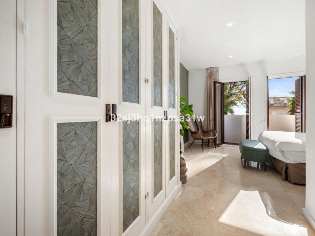 Maison mitoyenne avec 2 Chambres  à Estepona