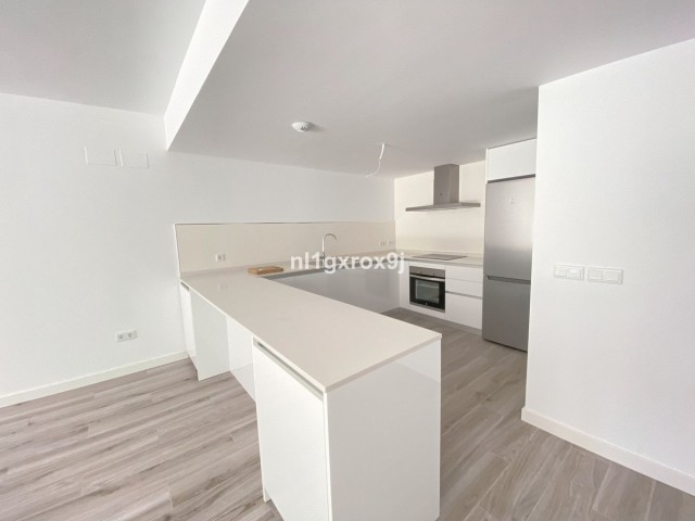 2 Bedrooms Apartment in Benahavís