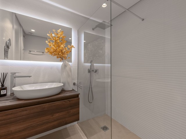 2 Bedrooms Apartment in Estepona