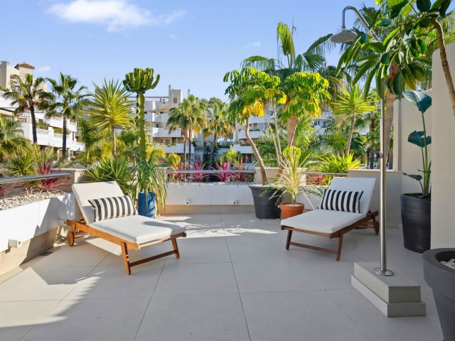 Penthouse in Nueva Andalucía