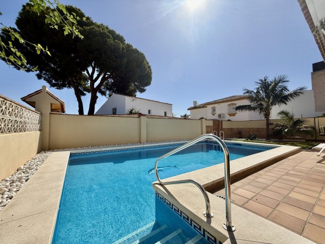 3 Bedrooms Villa in Benalmadena