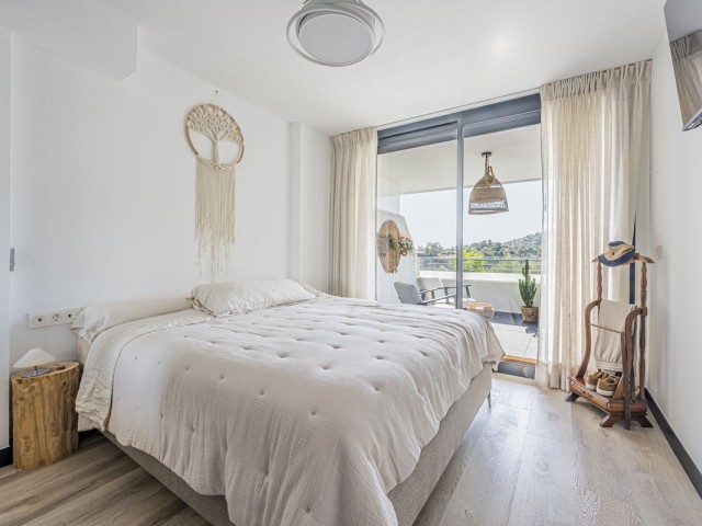 Apartamento con 4 Dormitorios  en Mijas