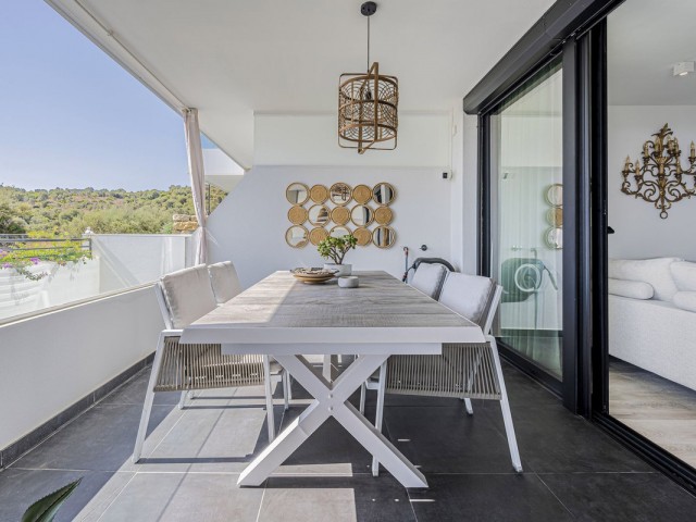 Apartamento con 4 Dormitorios  en Mijas