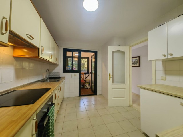 3 Bedrooms Apartment in Guadalmina Alta