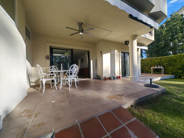 3 Bedrooms Apartment in Guadalmina Alta