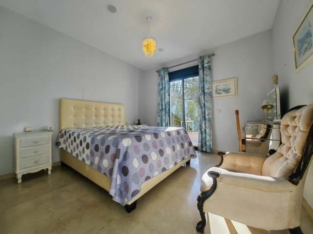 3 Bedrooms Apartment in Guadalmina Alta