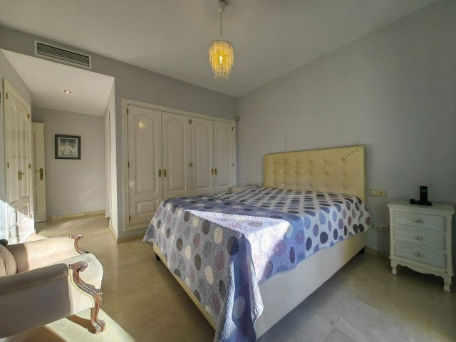 3 Bedrooms Apartment in Guadalmina Alta