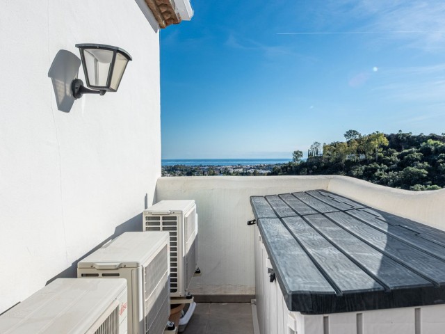 Penthouse in Los Almendros