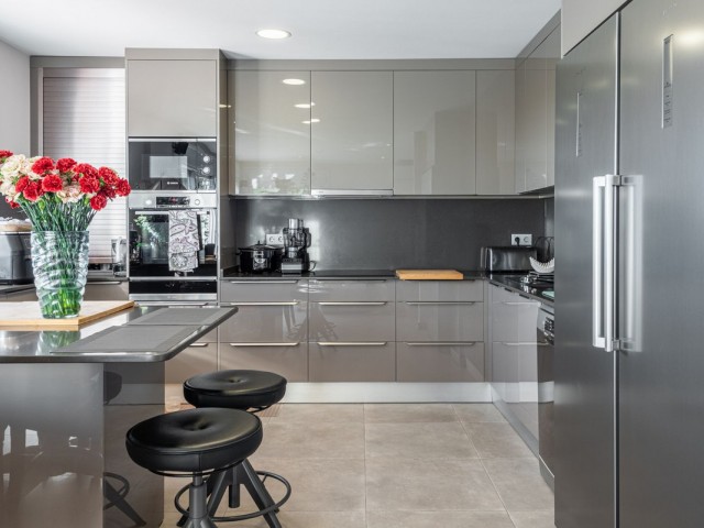 Penthouse avec 2 Chambres  à Los Almendros