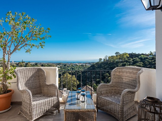 Penthouse in Los Almendros