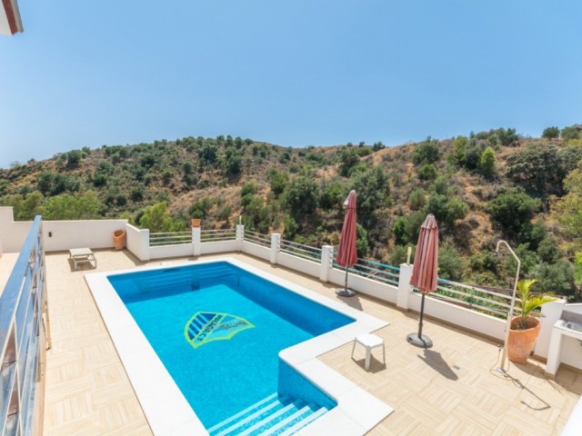 5 Sovrums Villa i Mijas Costa