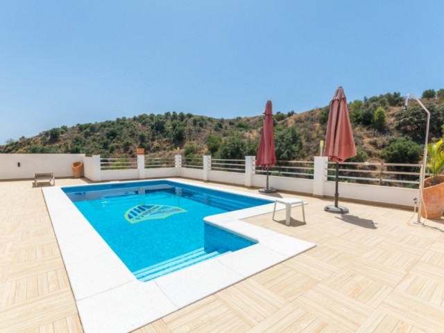 5 Sovrums Villa i Mijas Costa