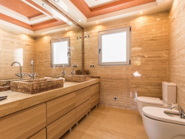 5 Slaapkamer Villa in Mijas Costa