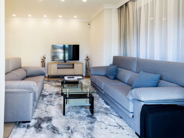 3 Schlafzimmer Apartment in Nueva Andalucía