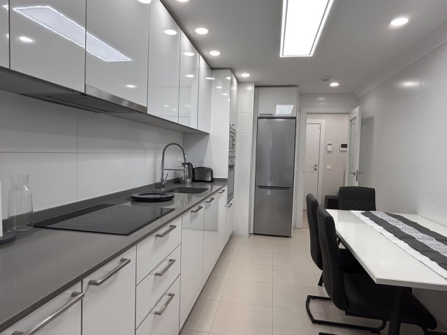 3 Schlafzimmer Apartment in Nueva Andalucía