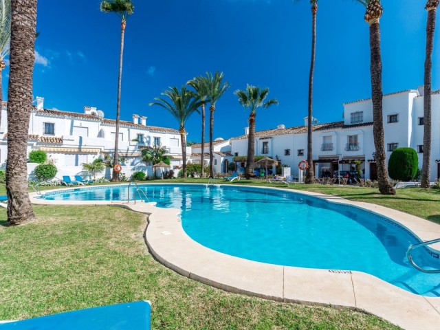 2 Schlafzimmer Reihenhaus in Nueva Andalucía