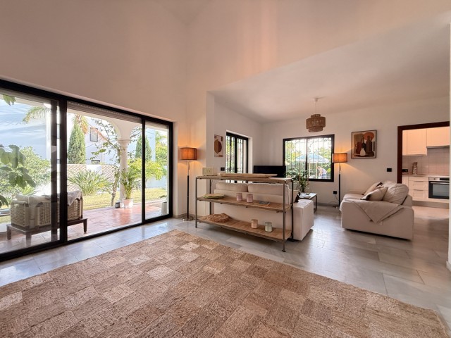 Villa avec 4 Chambres  à Estepona
