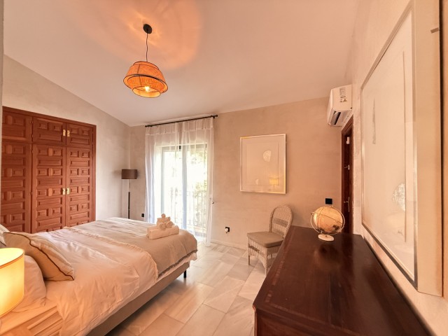 Villa avec 4 Chambres  à Estepona